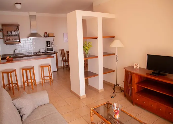La Muralla Apartamentos
